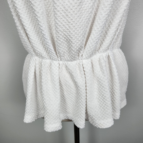 EUC J. Crew White Swiss Dot Sleeveless Top Size Medium - Picture 4 of 11